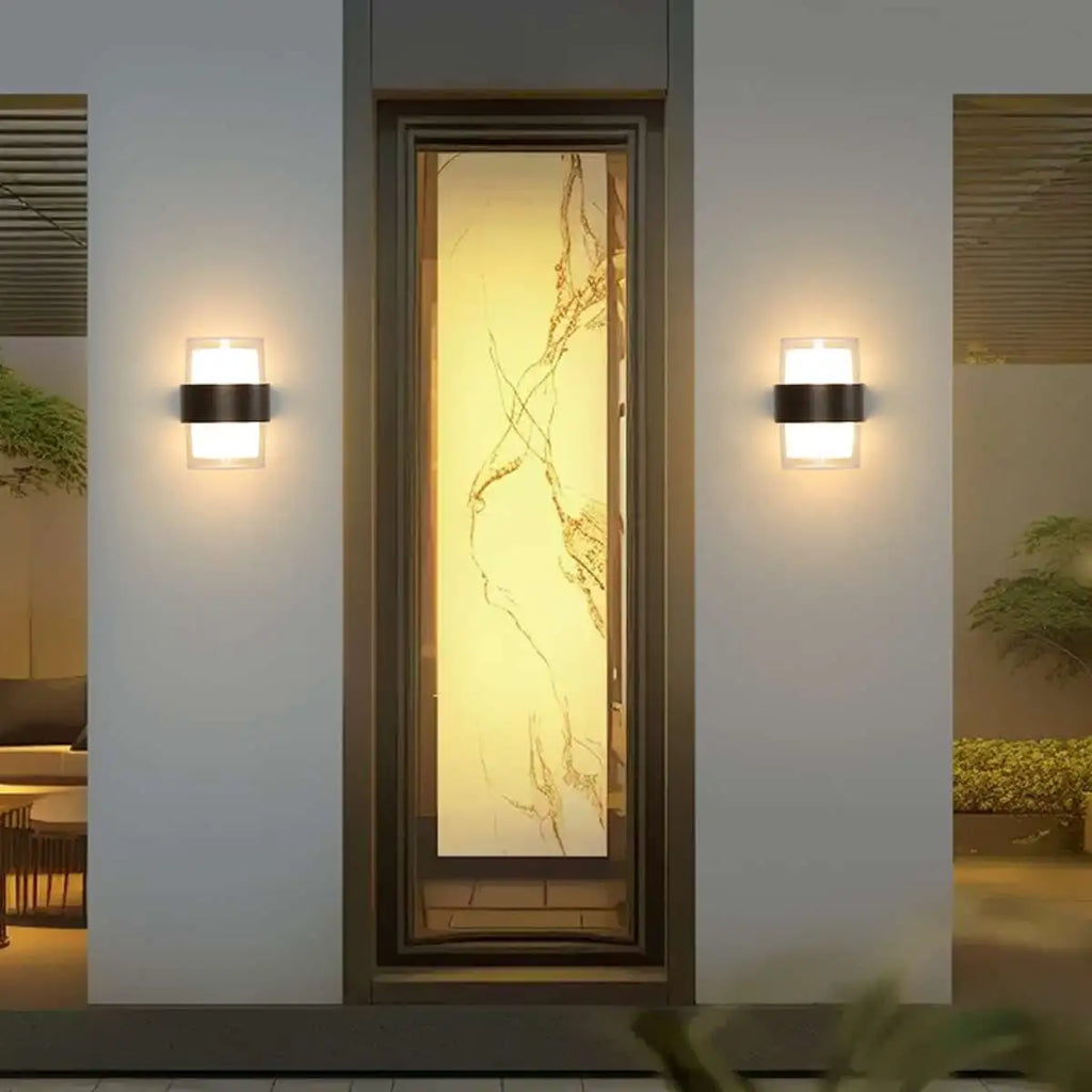Lightning and Rainproof Columnar Outdoor Wall Light