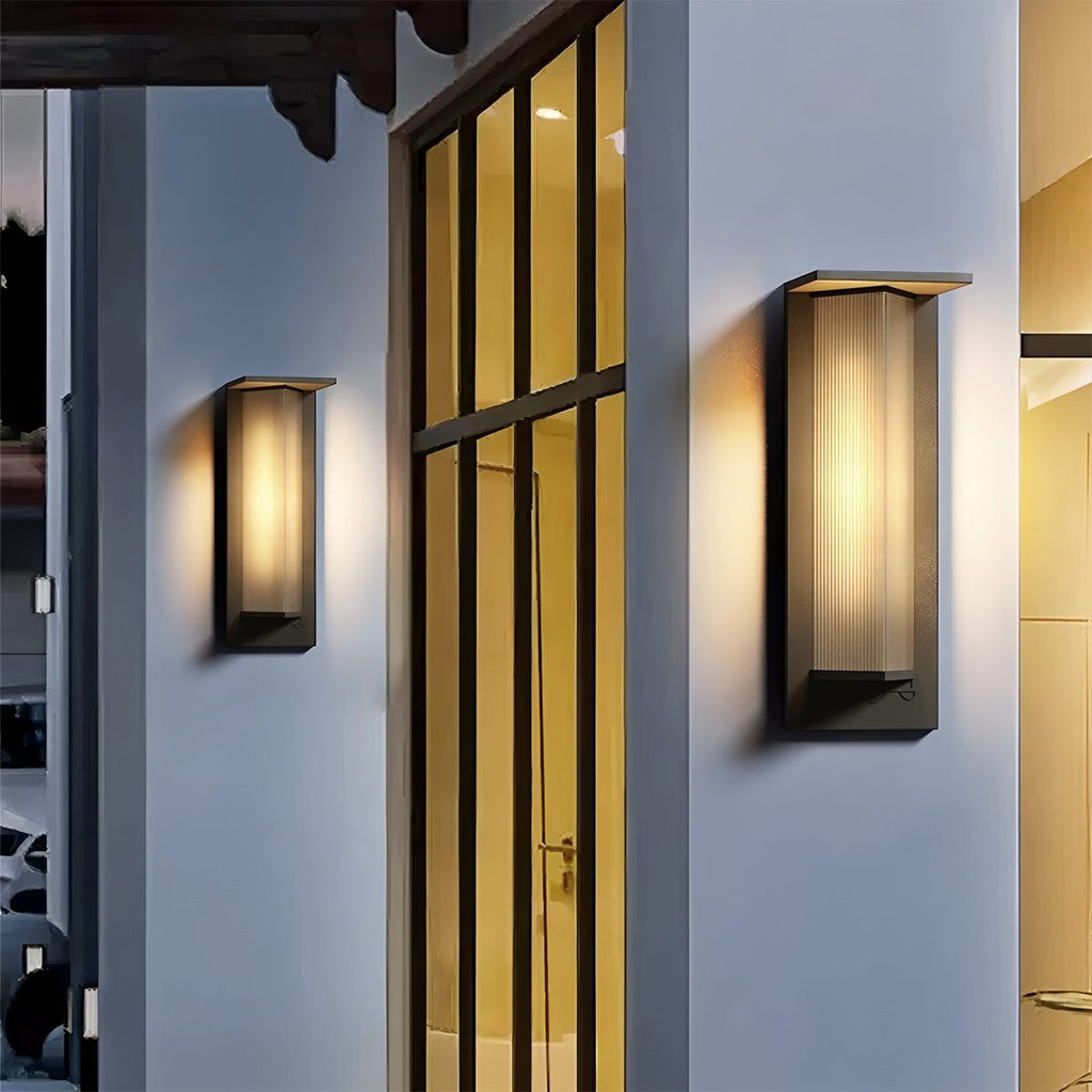 Karasi Outdoor Wall Lamp
