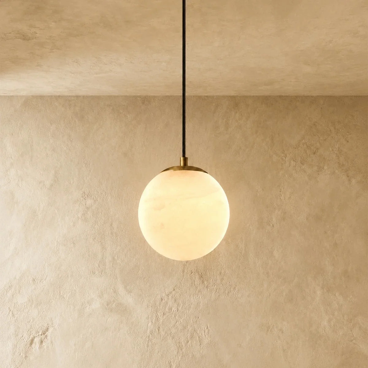 Qevol Pendant Light