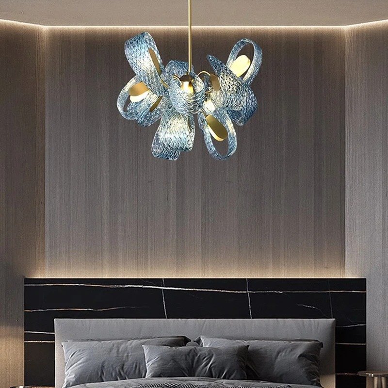 Radiantia Indoor Chandelier